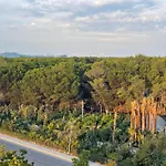 Relax Apartment, Side Sea View, Golem, Albania Appartamento