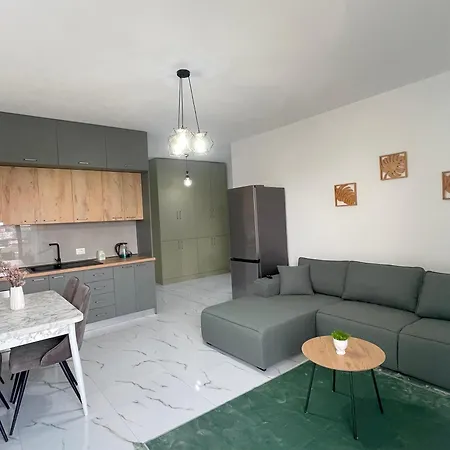 Relax Apartment, Side Sea View, Golem, Albania 골렘