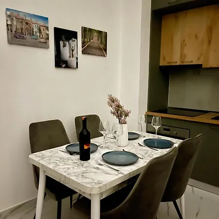 Relax Apartment, Side Sea View, Golem, Albania *