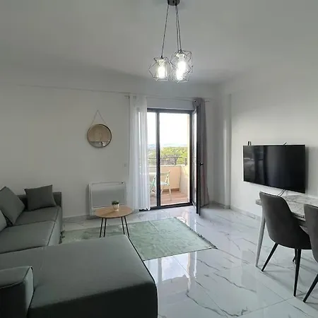 Relax Apartment, Side Sea View, Golem, Albania