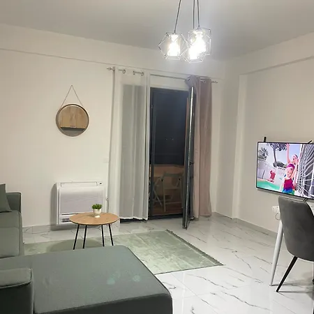 Relax Apartment, Side Sea View, Golem, Albania Apartment *